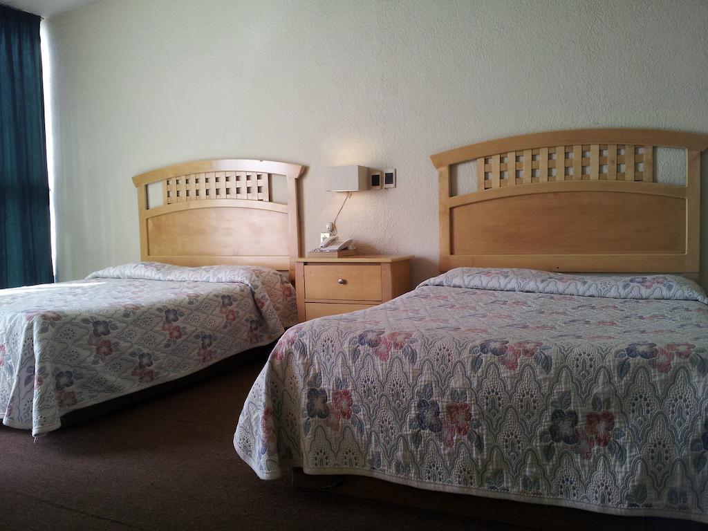 Hotel El Monte Salamanca Pokoj fotografie